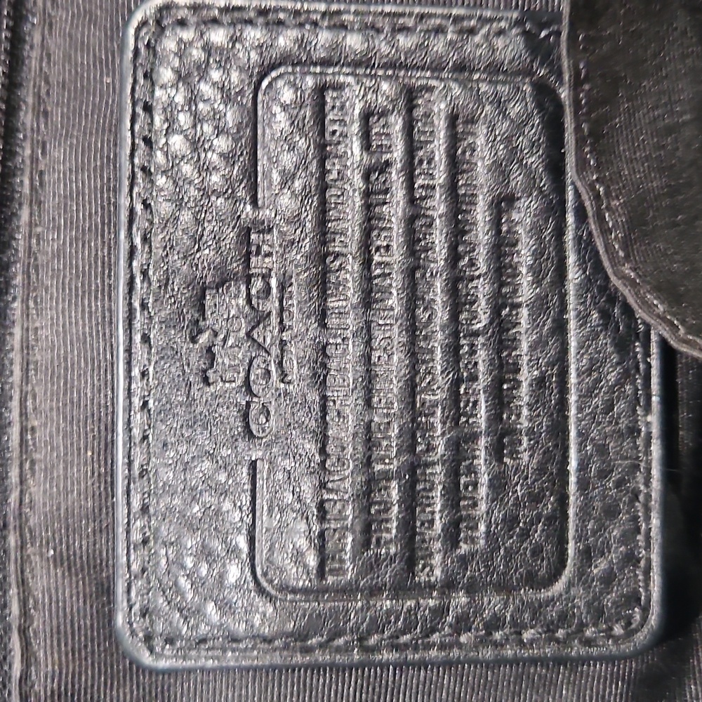 Coach Purse. Classic Monogram Design 14"x10" EUC - Picture 4 of 6
